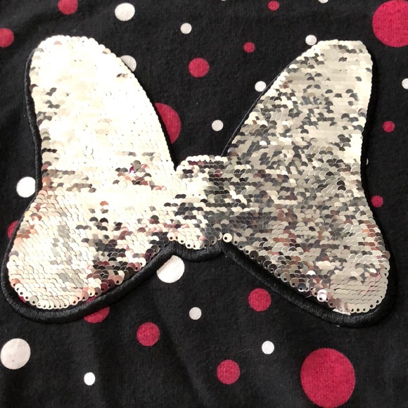 Disney’s Minnie Polka Dot 2-Way Sequin Sweatshirt - Picture 5 of 10